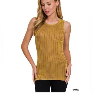 NWT medium Camel Sleeveless Ribbed Knit Top
